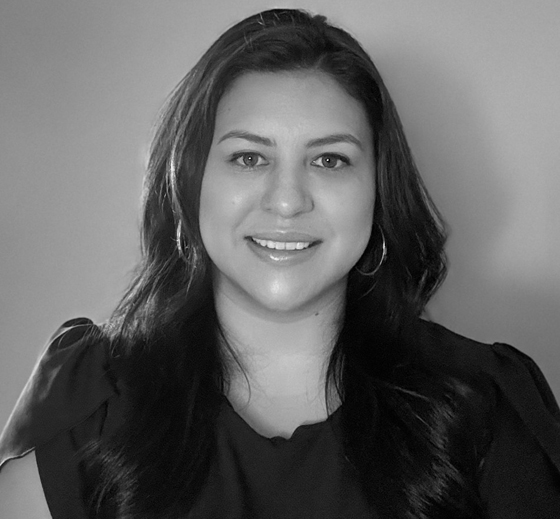 Jessica Zinnecker brings nine years of CPG expertise to the team, with a specialized focus on GMHBC and Grocery categories.